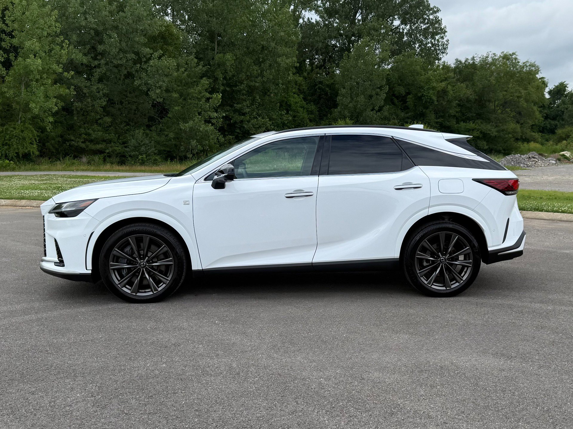 Used 2023 Lexus RX 350 F Sport w/ Cold Area Package AWD/4WD image 7