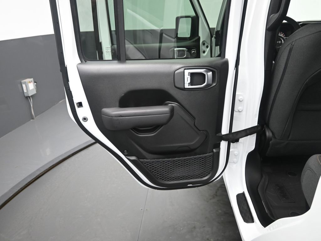 New 2026 Jeep Gladiator Sport image 14