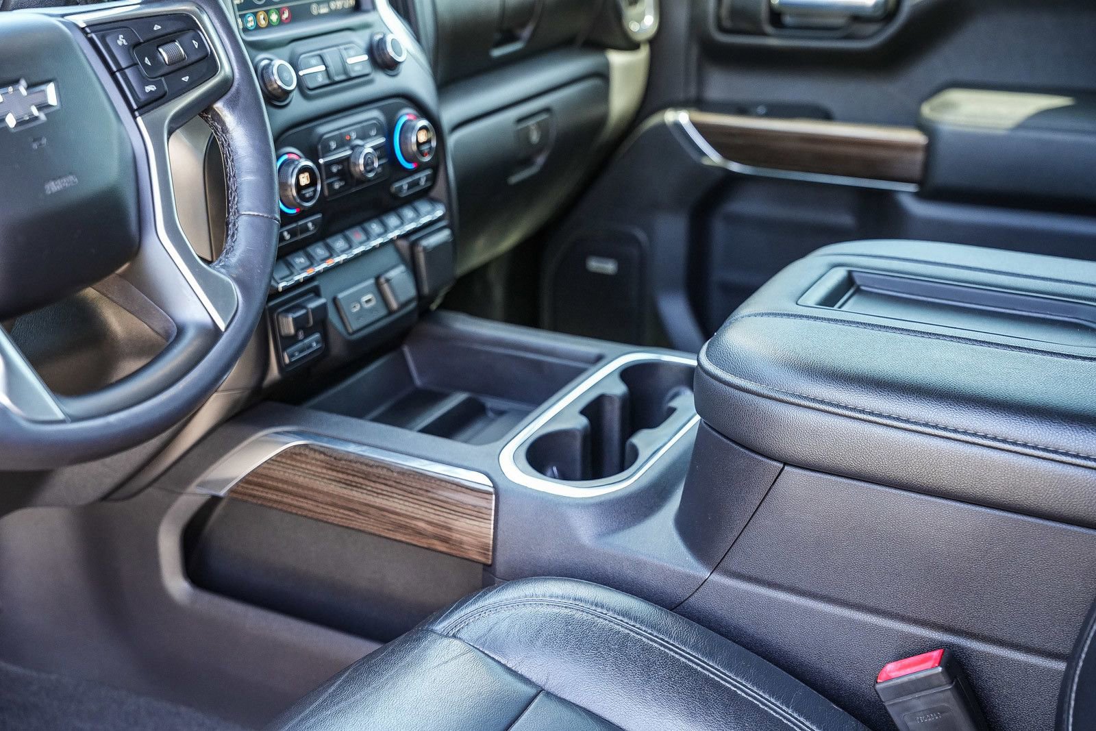 Used 2020 Chevrolet Silverado 1500 LT Trail Boss AWD/4WD image 20