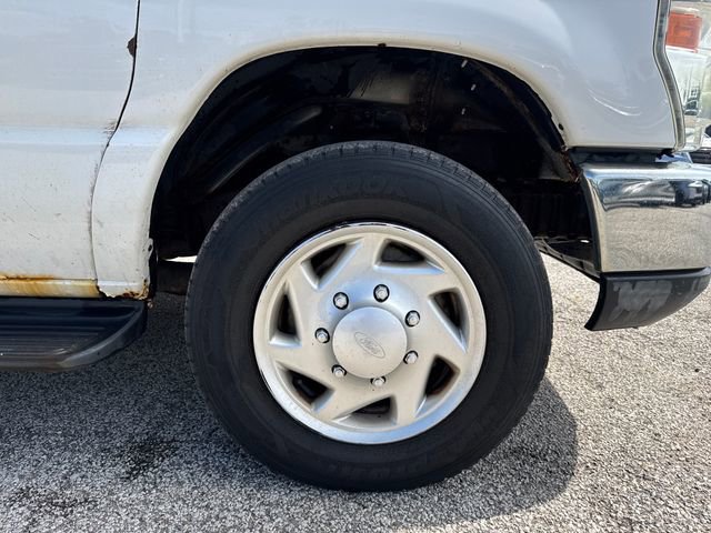 Used 2012 Ford E-150 and Econoline 150 RWD image 9