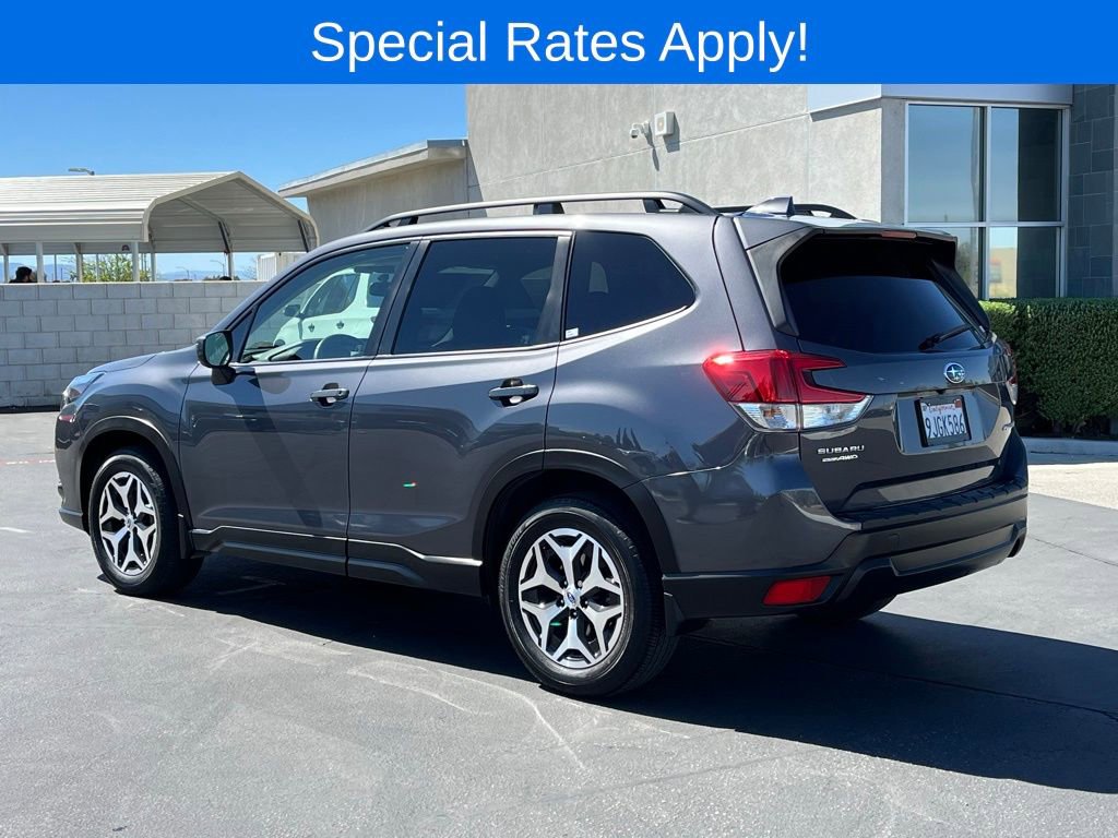 Certified 2023 Subaru Forester Premium AWD/4WD image 2