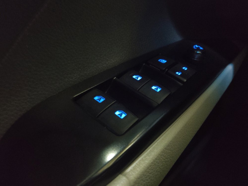 Used 2018 Toyota Camry LE FWD image 27