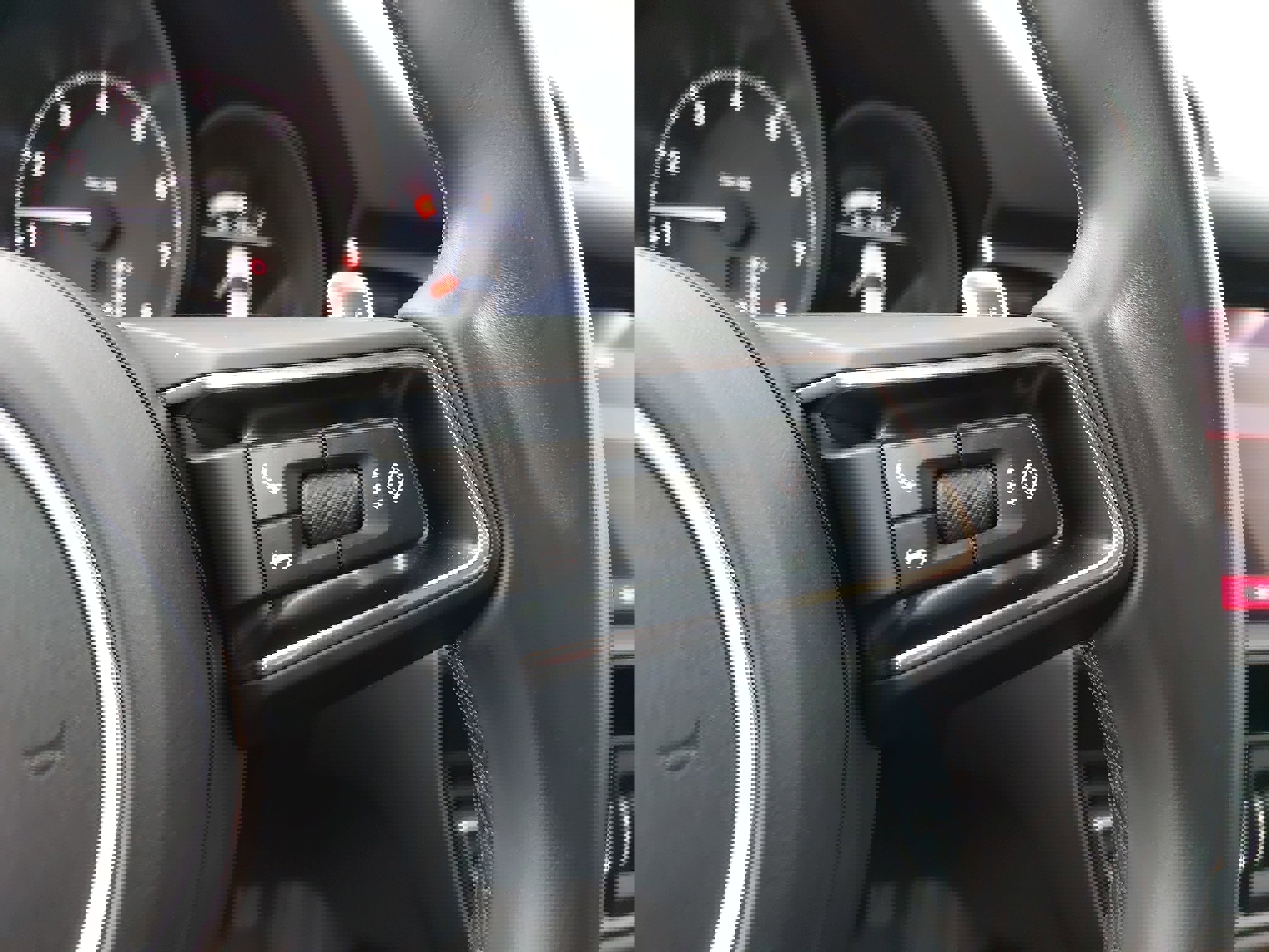 Used 2024 Porsche Macan w/ Premium Plus Package image 20