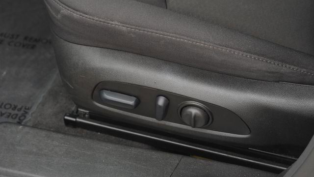Used 2024 Chevrolet Malibu LT FWD image 18