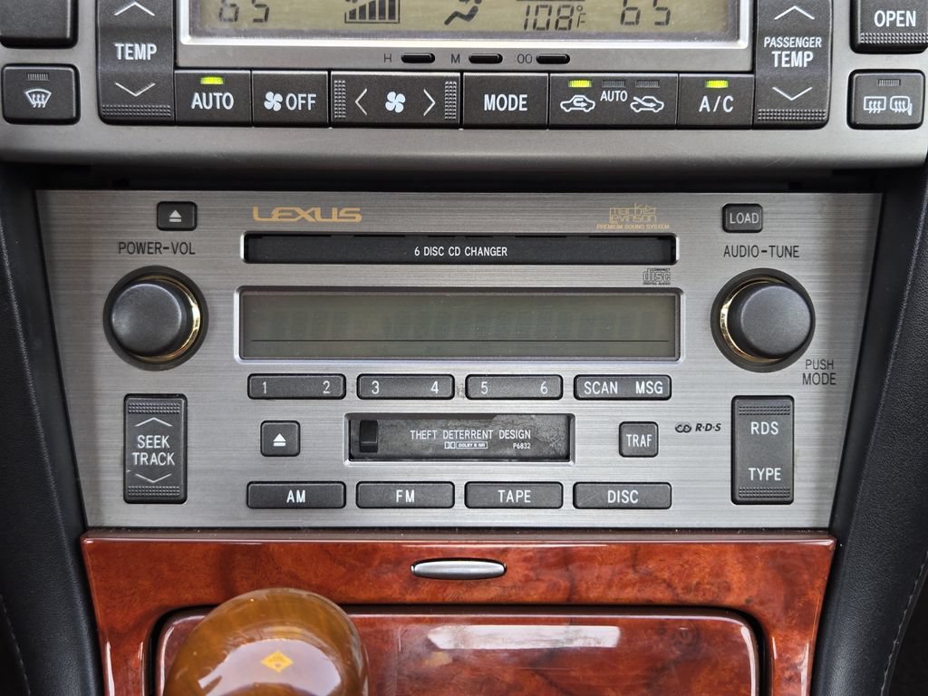 Used 2004 Lexus SC 430 Convertible w/ Preferred Accessory Pkg RWD image 19