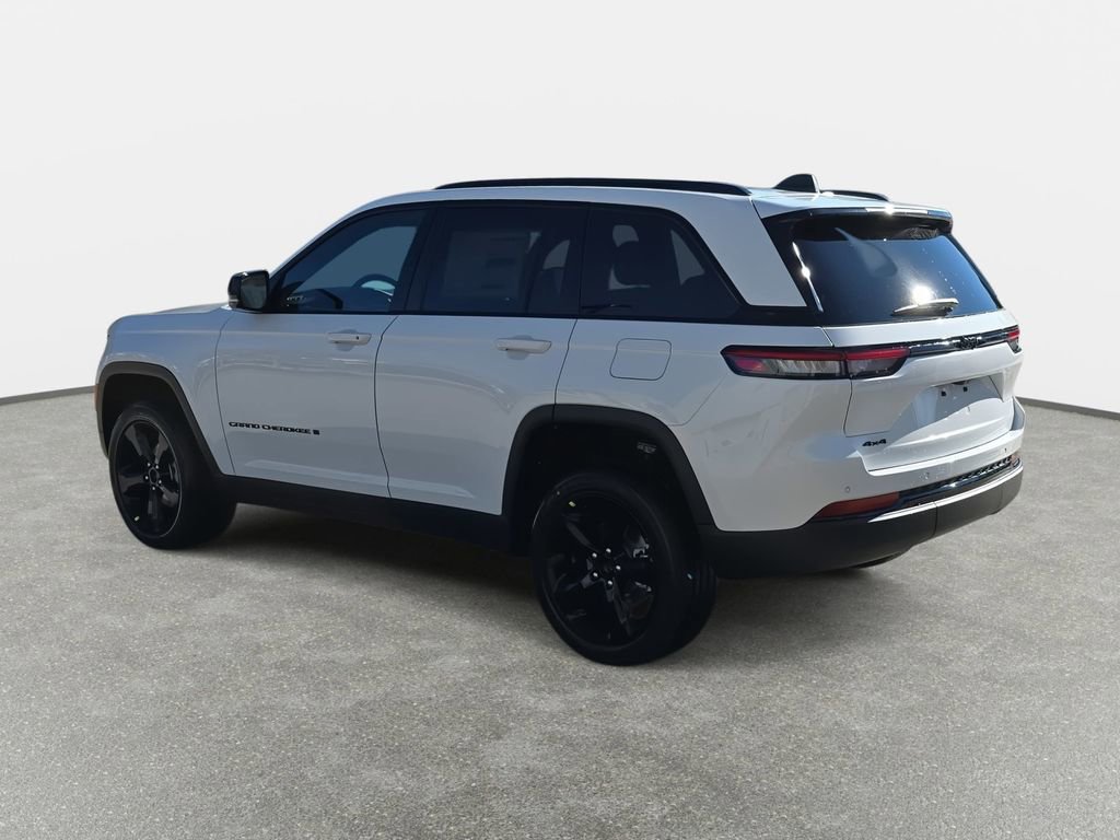 New 2025 Jeep Grand Cherokee Altitude image 7