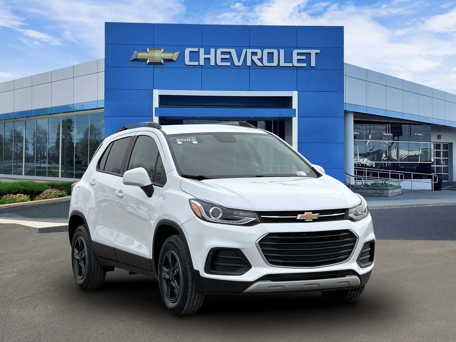 Certified 2022 Chevrolet Trax LT w/ LT Convenience Package image 6