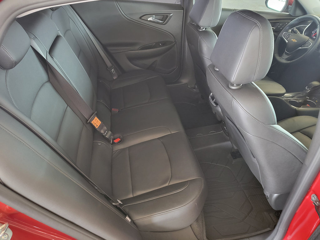 Used 2025 Chevrolet Malibu LT FWD image 7