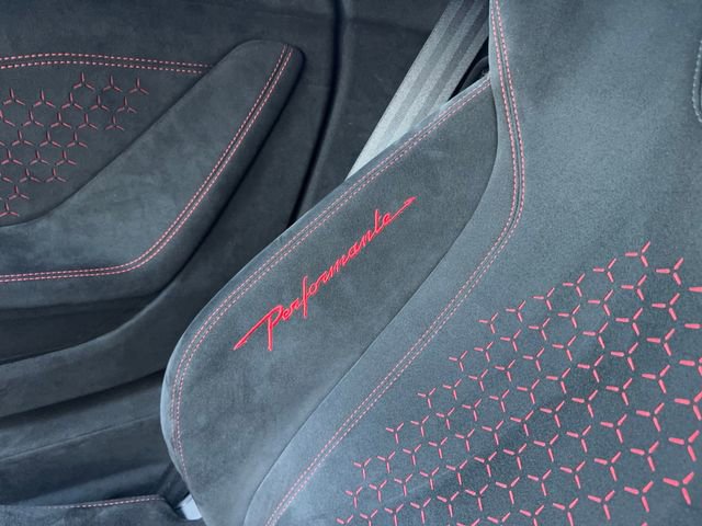Used 2018 Lamborghini Huracan Performante image 17
