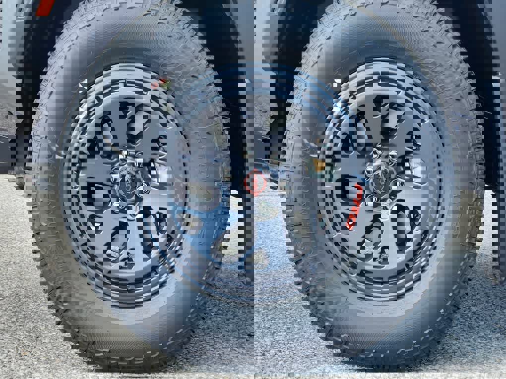 New 2025 Nissan Frontier PRO-4X w/ Interior Protection Package image 6