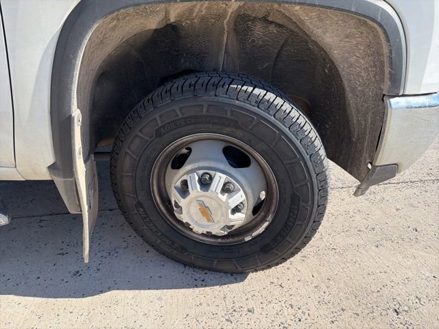 Used 2024 Chevrolet Silverado 3500 W/T image 12