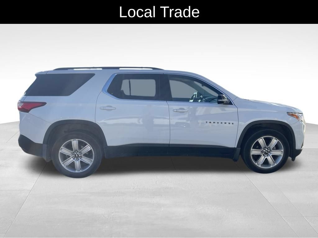 Used 2019 Chevrolet Traverse LT w/ LPO, Blackout Package AWD/4WD image 7