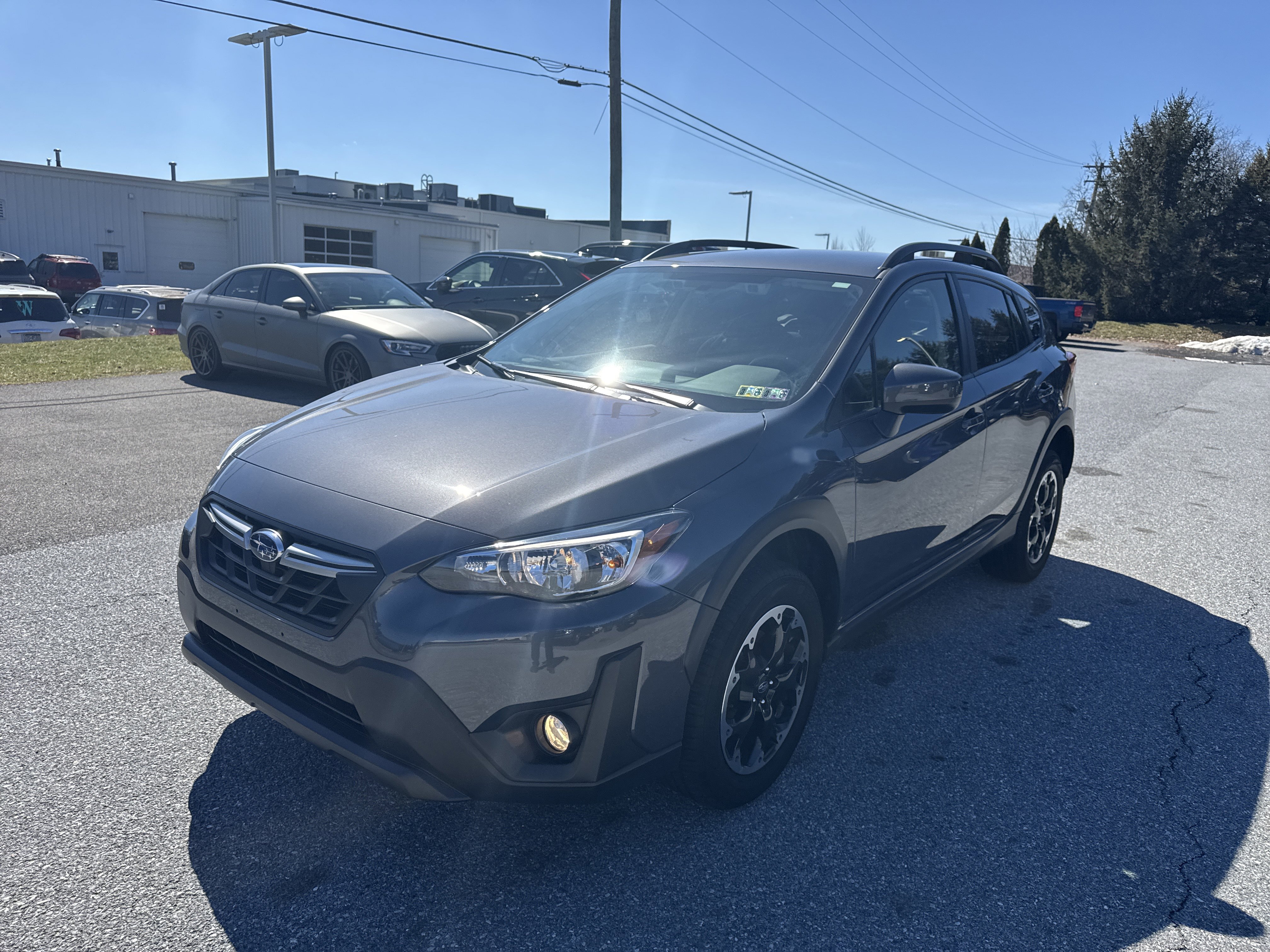 Used 2023 Subaru Crosstrek 2.0i Premium AWD/4WD image 4