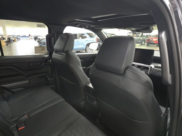 New 2026 Toyota 4Runner TRD Off-Road Premium AWD/4WD image 11