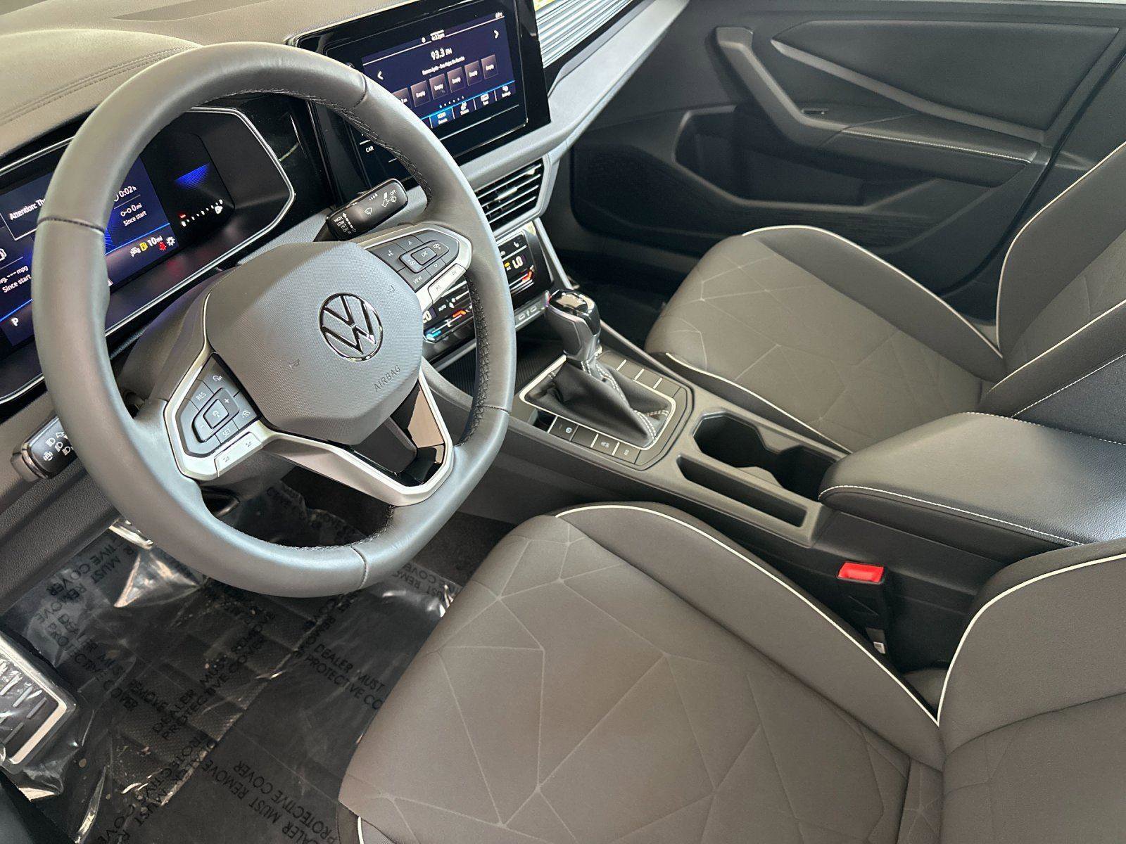 New 2026 Volkswagen Jetta Sport FWD image 9