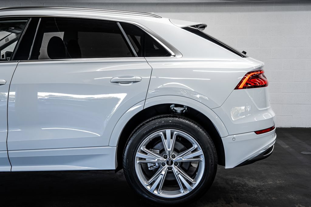 Used 2023 Audi Q8 Premium Plus w/ Premium Plus Package AWD/4WD image 13