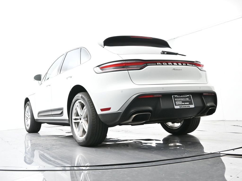 Certified 2023 Porsche Macan AWD/4WD image 48