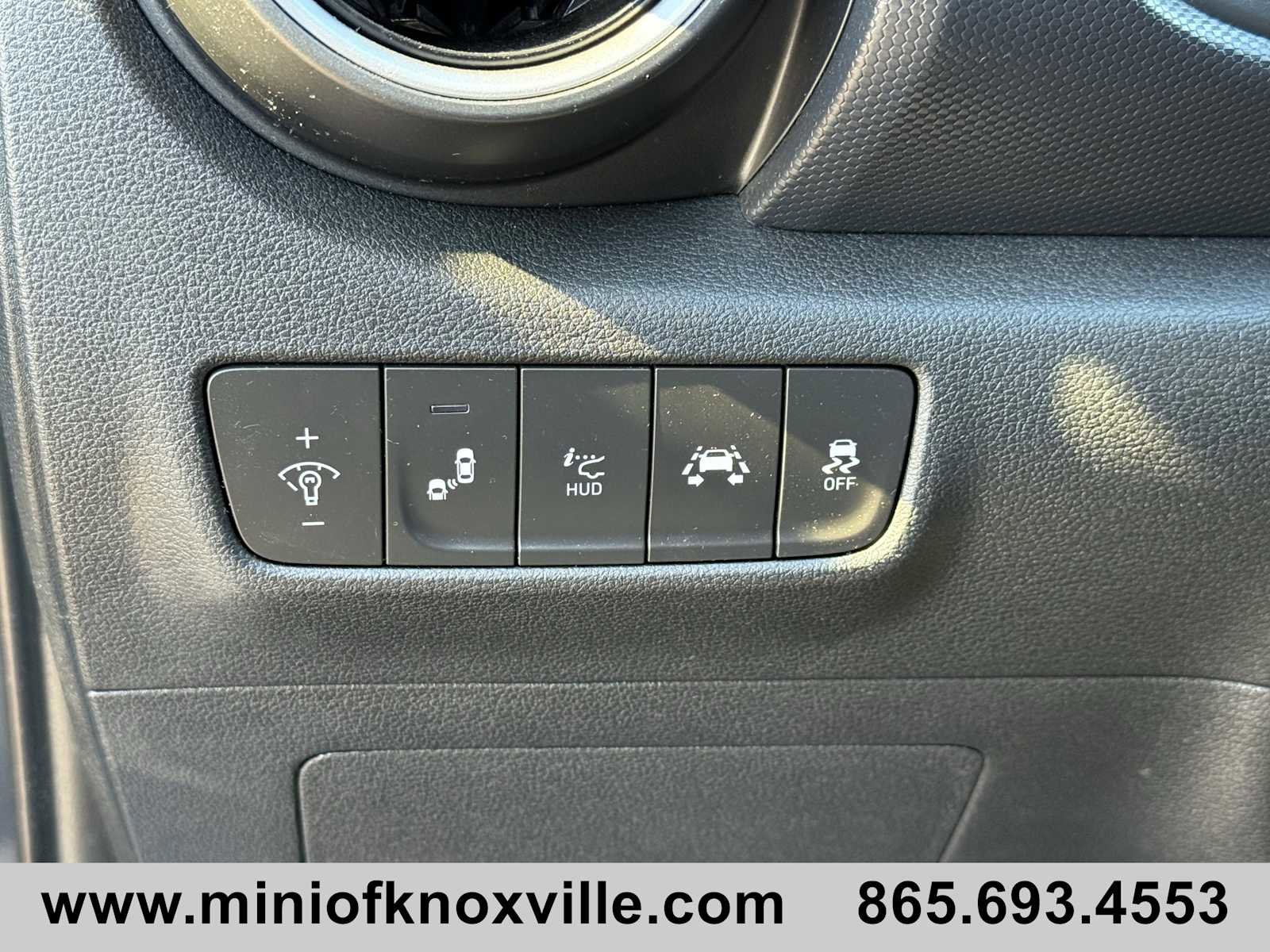 Used 2019 Hyundai Kona Ultimate image 25