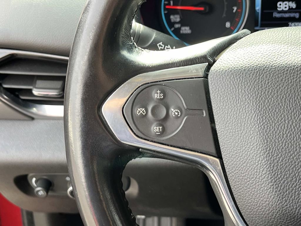 Used 2018 Chevrolet Traverse LT image 31