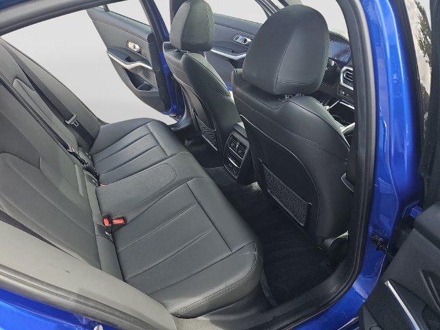 Used 2020 BMW M340i RWD image 13