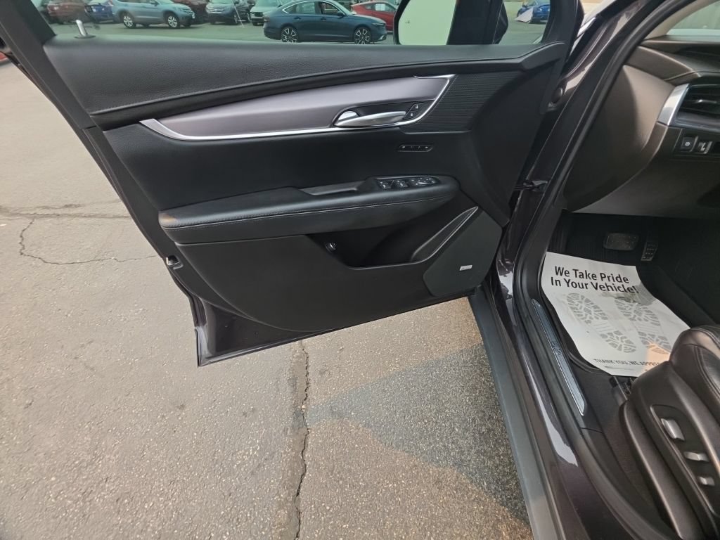 Used 2019 Cadillac XT5 Luxury FWD image 13