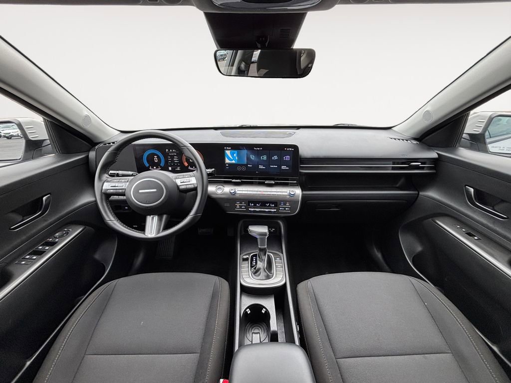 Used 2025 Hyundai Kona SEL FWD image 18