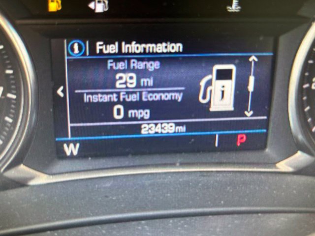 Used 2023 GMC Terrain SLE w/ Driver Convenience Package AWD/4WD image 9