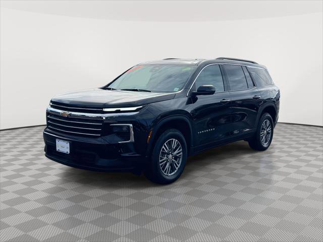 Used 2026 Chevrolet Traverse LT image 3