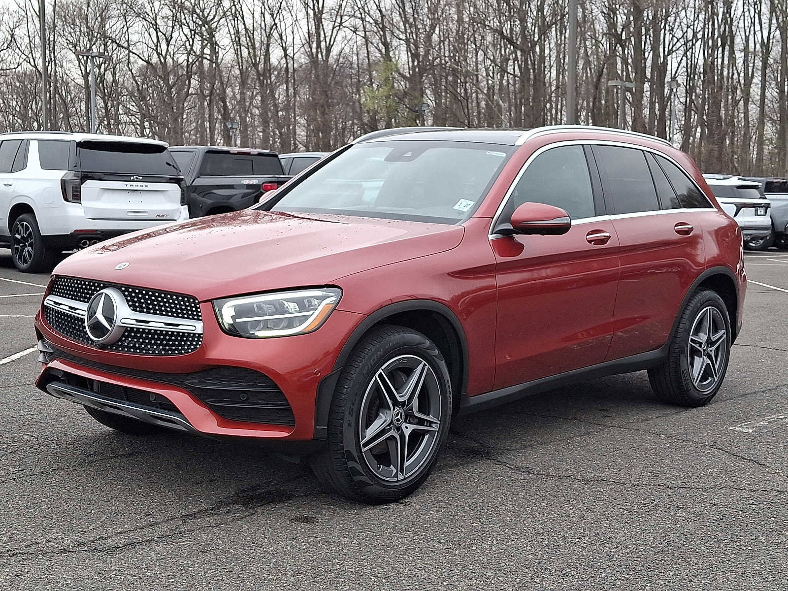 Used 2021 Mercedes-Benz GLC 300 4MATIC image 3