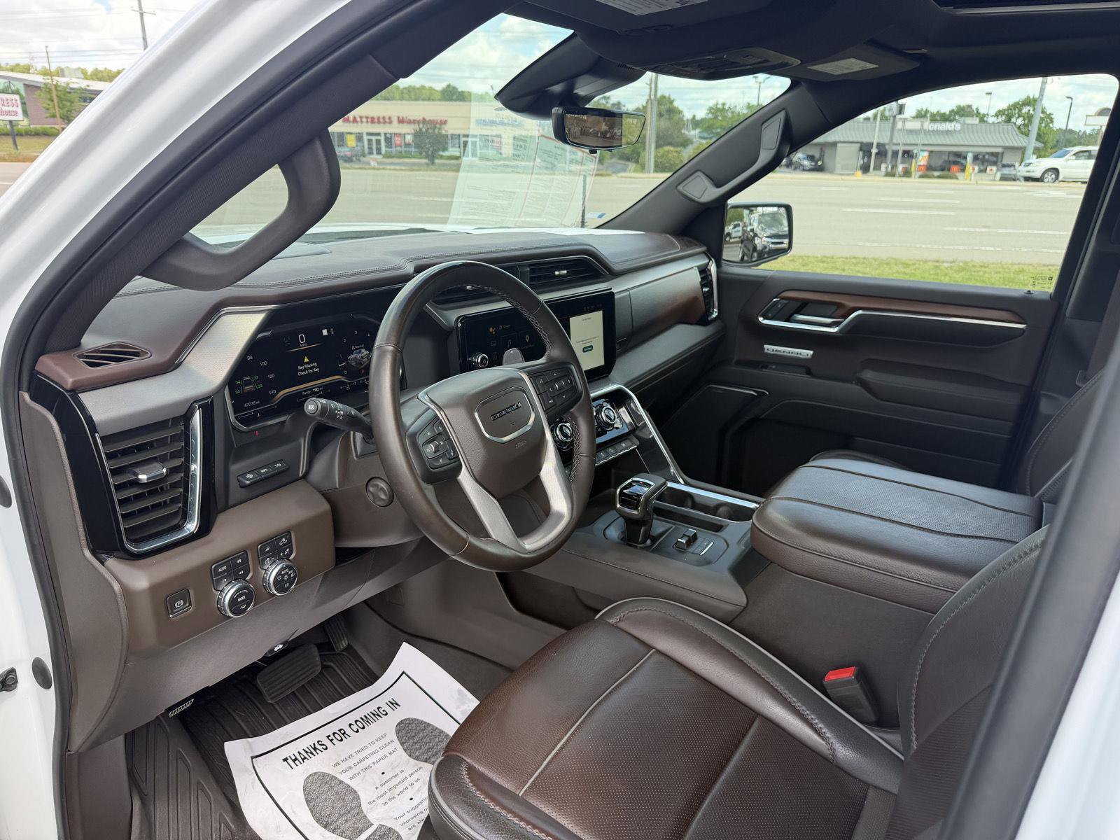 Used 2023 GMC Sierra 1500 Denali w/ Denali Reserve Package AWD/4WD image 19