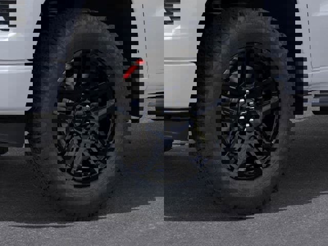 New 2026 Chevrolet Silverado 1500 RST w/ Redline Edition AWD/4WD image 9