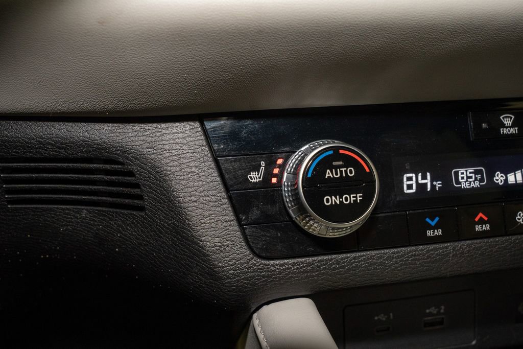 Used 2022 Mitsubishi Outlander SEL image 17