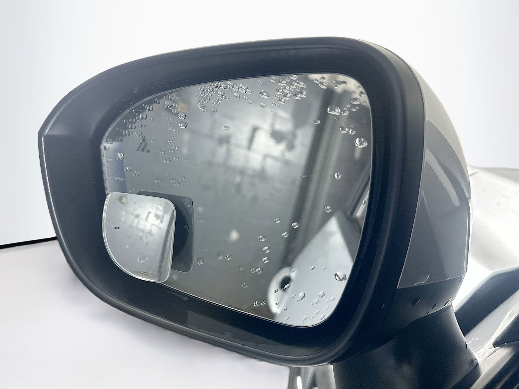 Used 2023 Nissan Rogue SV image 16