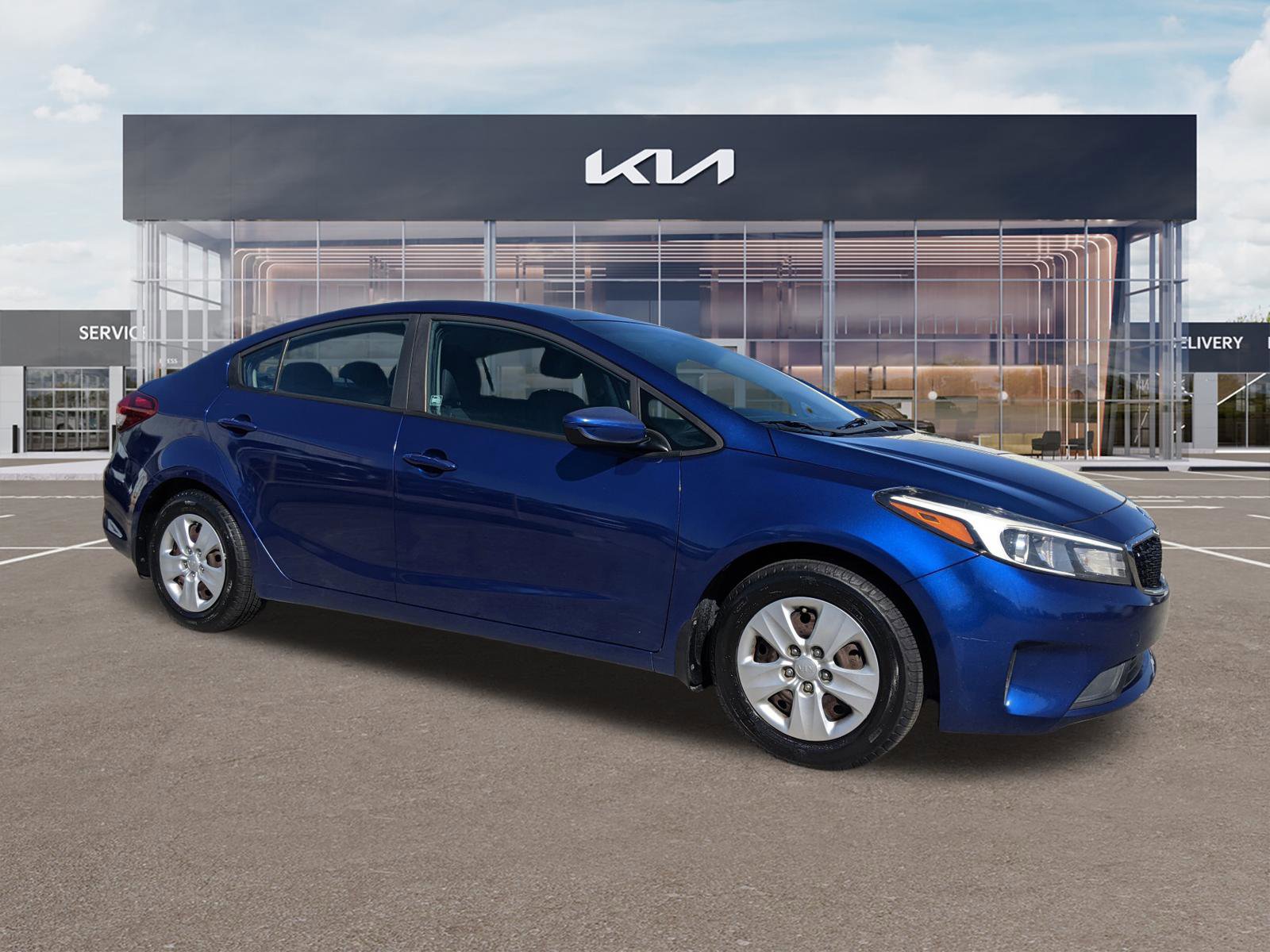 Used 2017 Kia Forte LX w/ LX Popular Package image 2