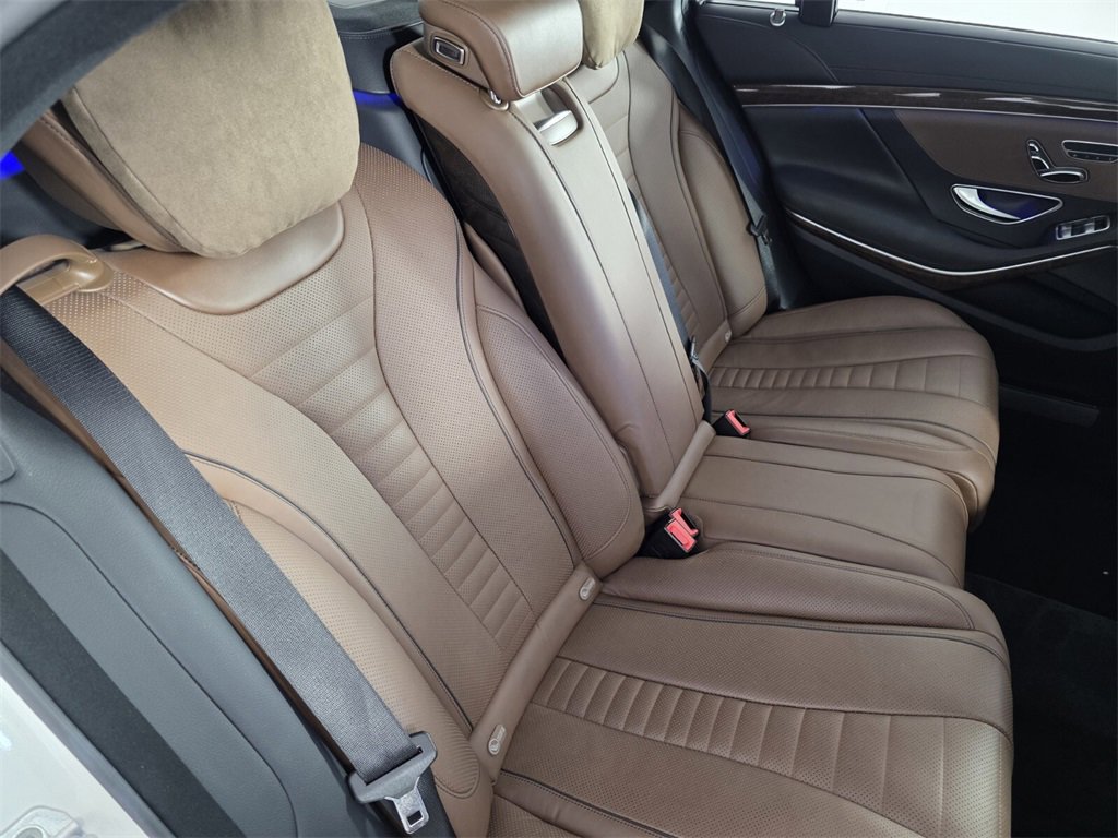 Used 2016 Mercedes-Benz S 550 Sedan image 27