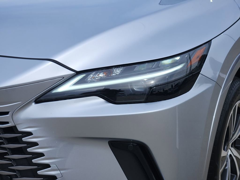 Used 2025 Lexus RX 350 Premium w/ Accessory Package (Z1) image 9