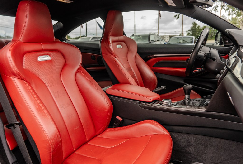 Used 2015 BMW M4 Coupe w/ Executive Package RWD image 30