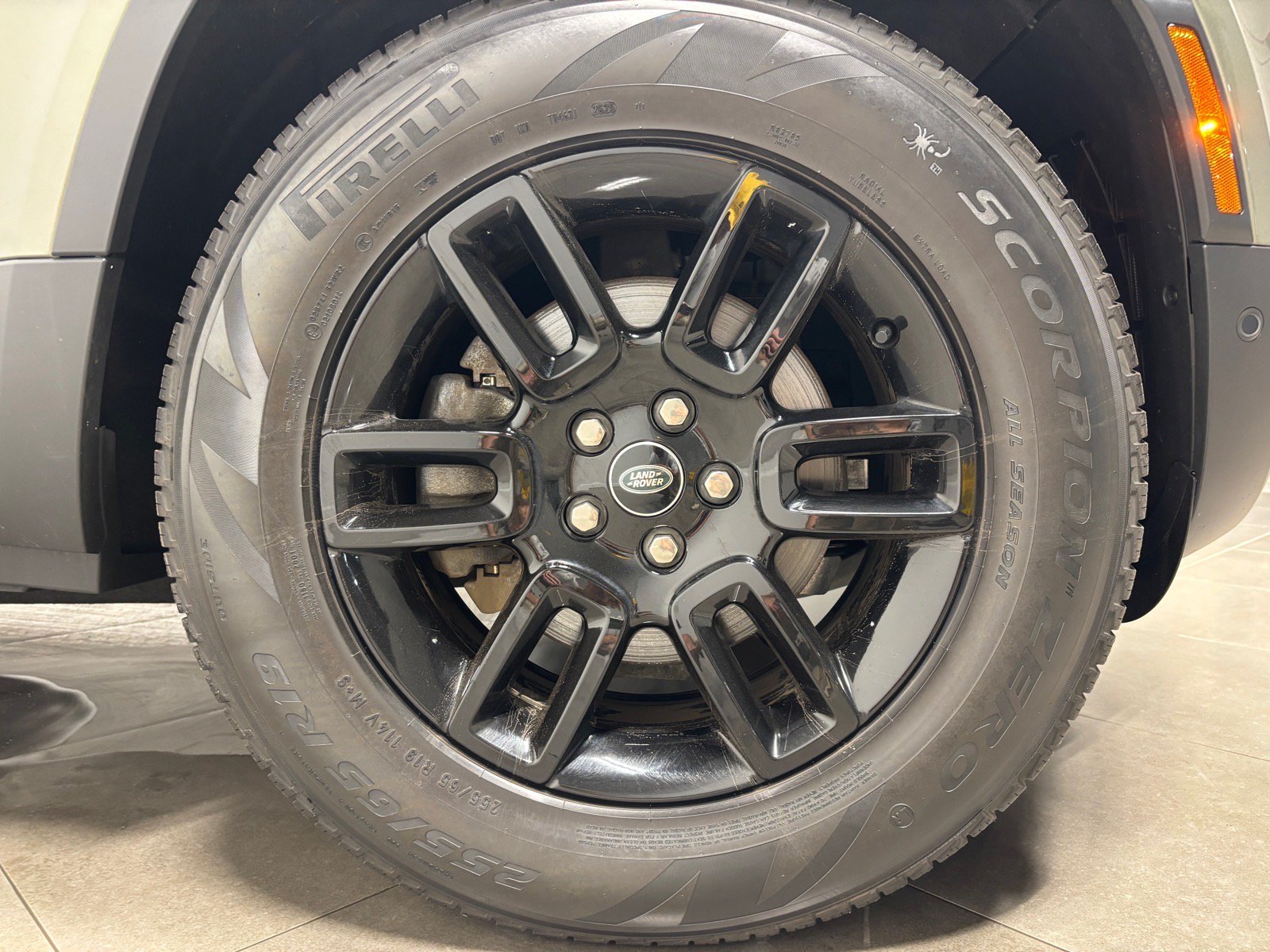 Used 2024 Land Rover Defender 110 S AWD/4WD image 11