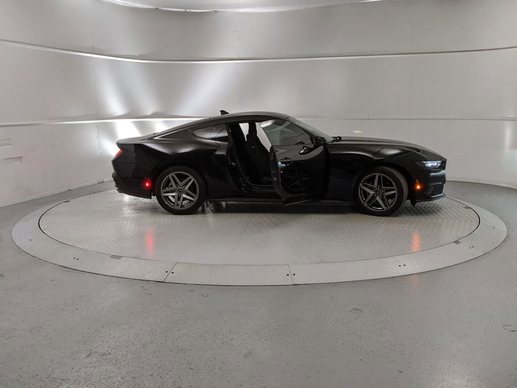 New 2025 Ford Mustang Coupe image 8