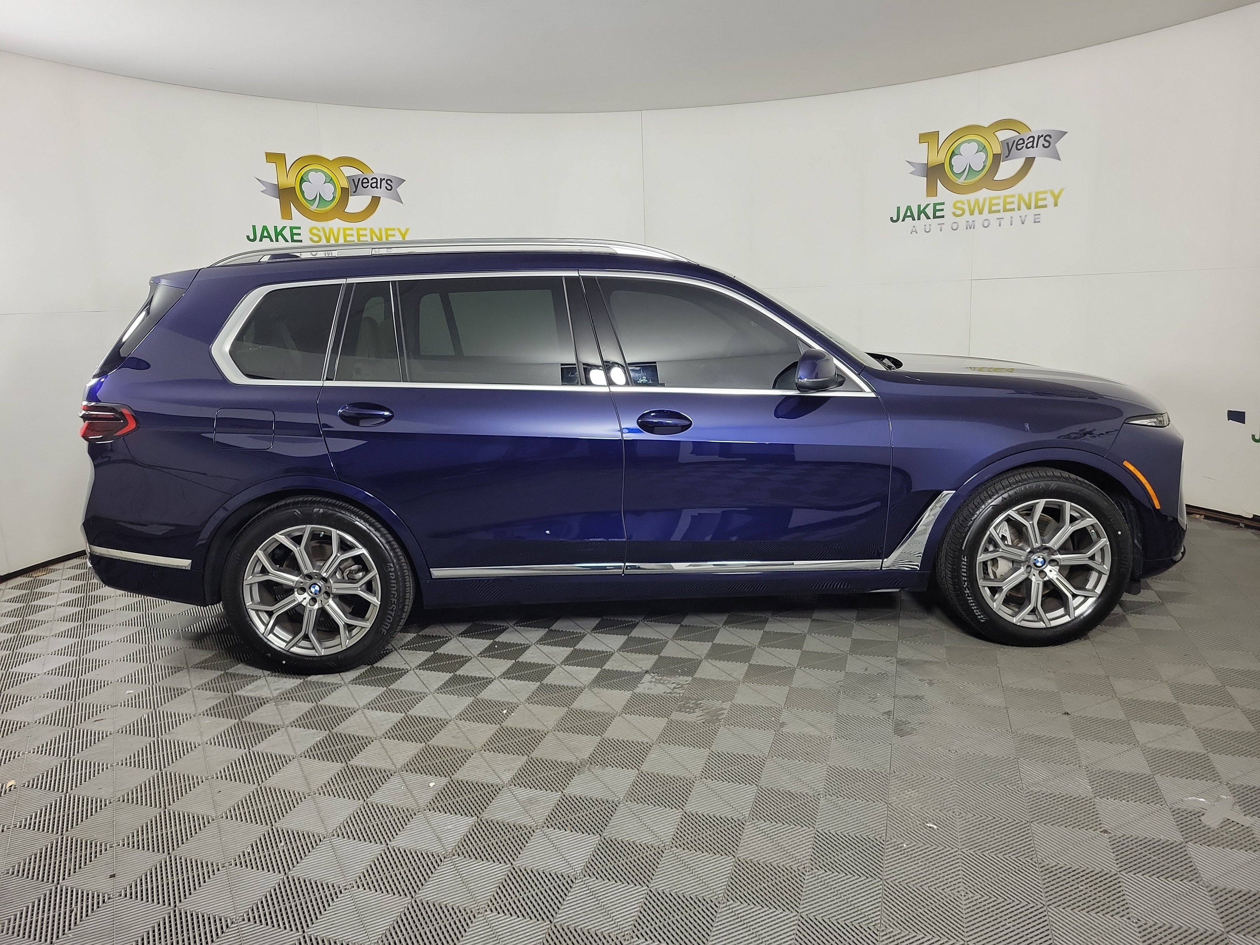 Certified 2024 BMW X7 xDrive40i w/ Executive Package AWD/4WD image 8