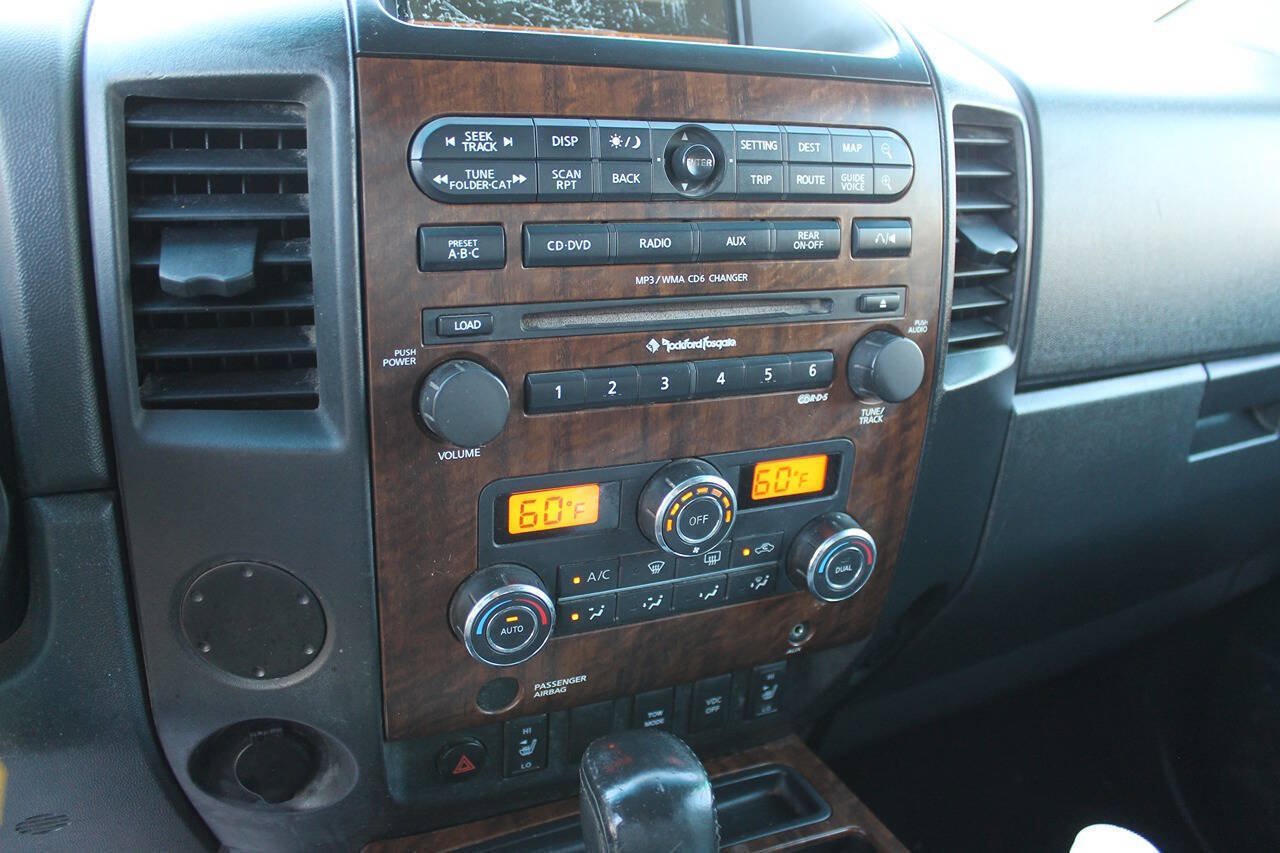 Used 2010 Nissan Titan LE w/ Technology Pkg RWD image 41