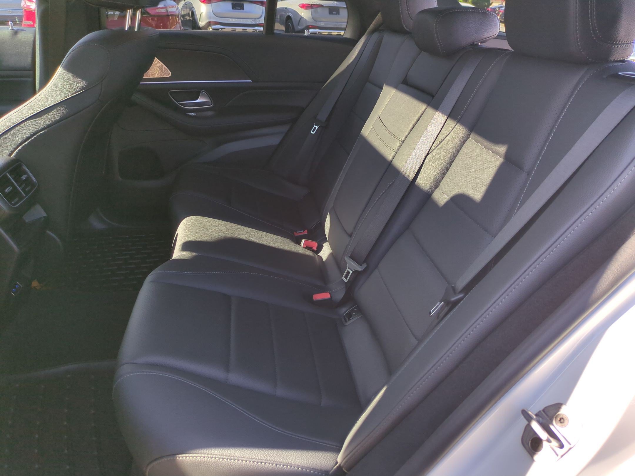 Certified 2024 Mercedes-Benz GLE 450 4MATIC image 31