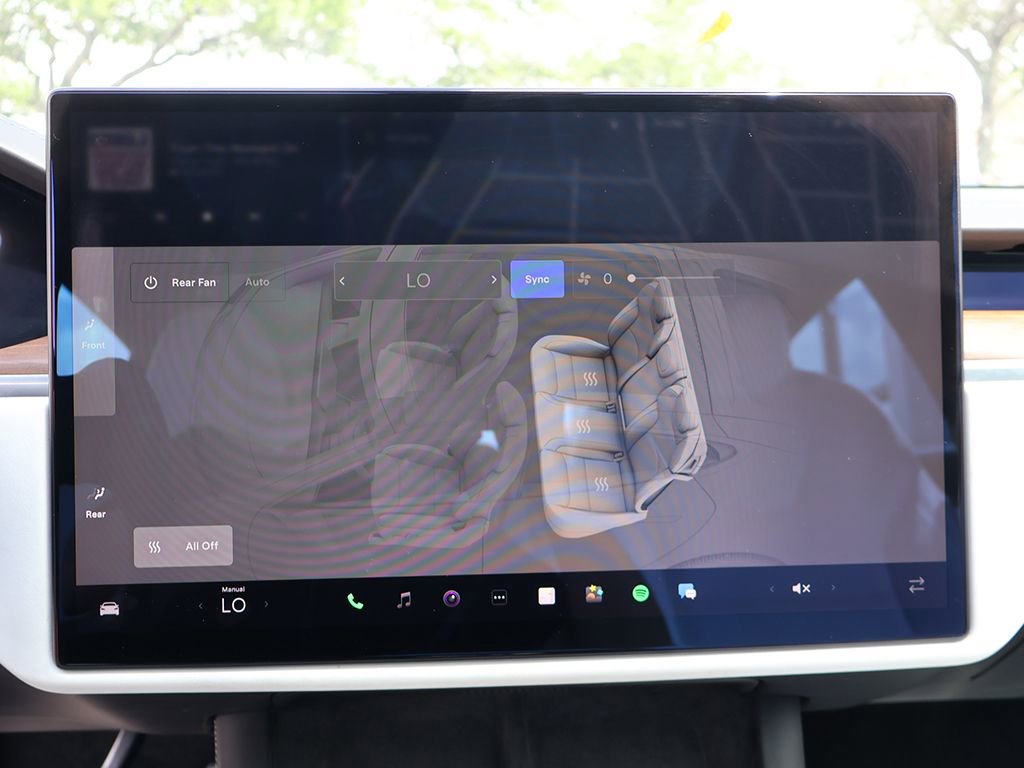 Used 2022 Tesla Model S image 49