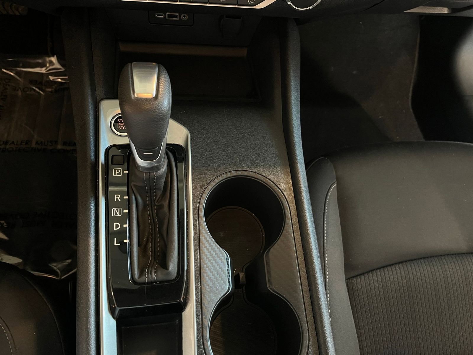 Used 2025 Nissan Altima 2.5 SV image 40