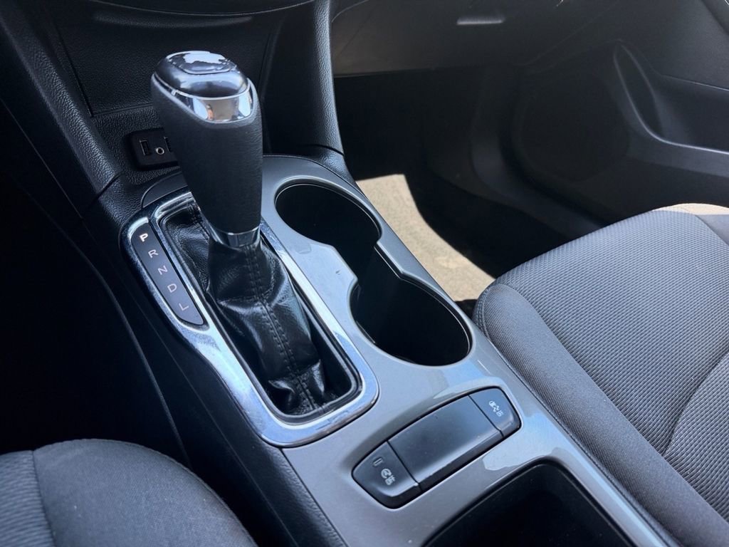 Used 2019 Chevrolet Cruze LT w/ LT Fleet Convenience Package FWD image 25