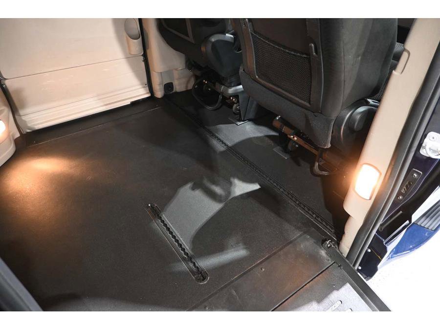 Used 2017 Dodge Grand Caravan SE w/ Power Window Group image 19