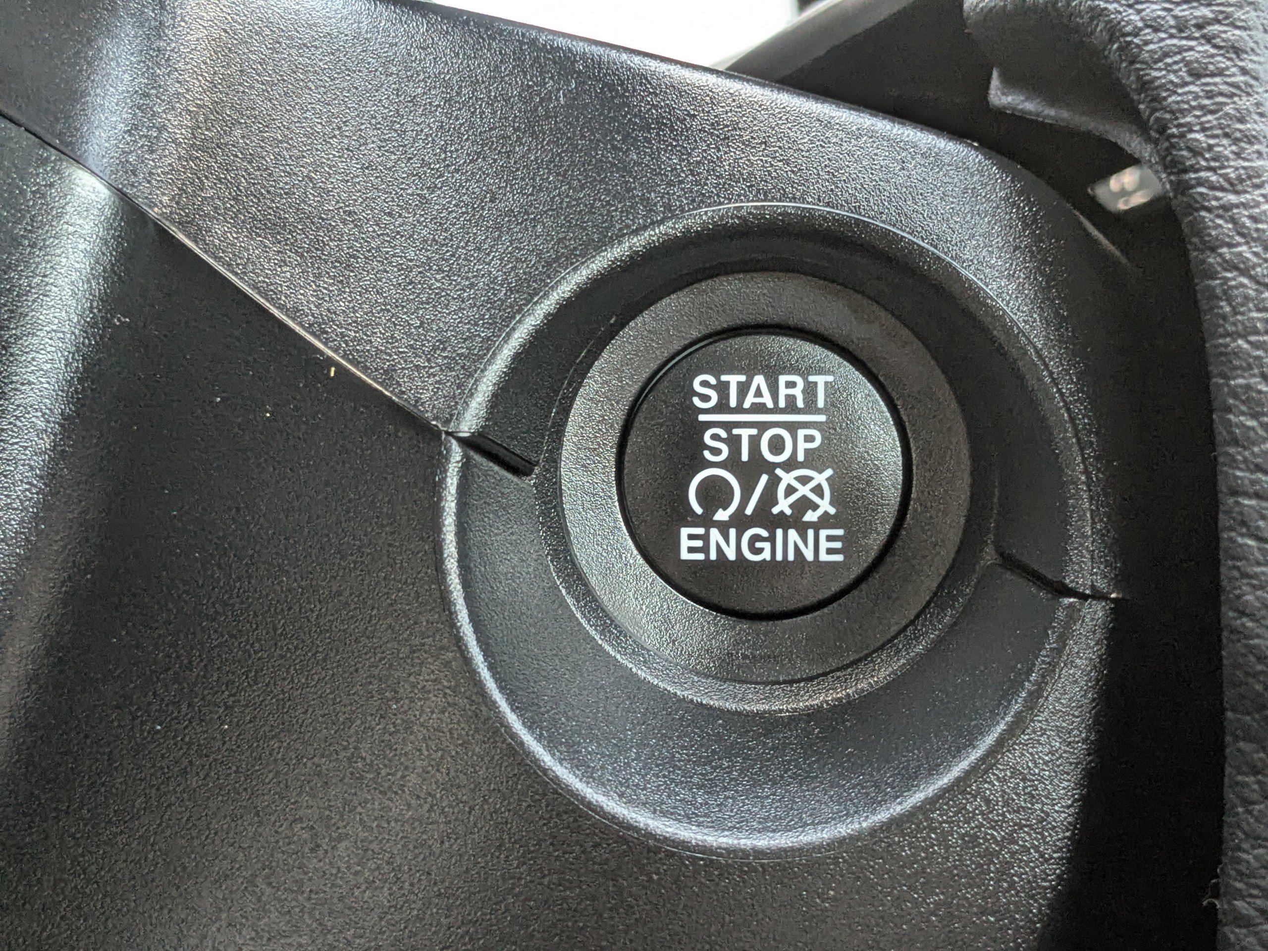 Certified 2021 Jeep Compass Latitude w/ Sun and Sound Group image 29