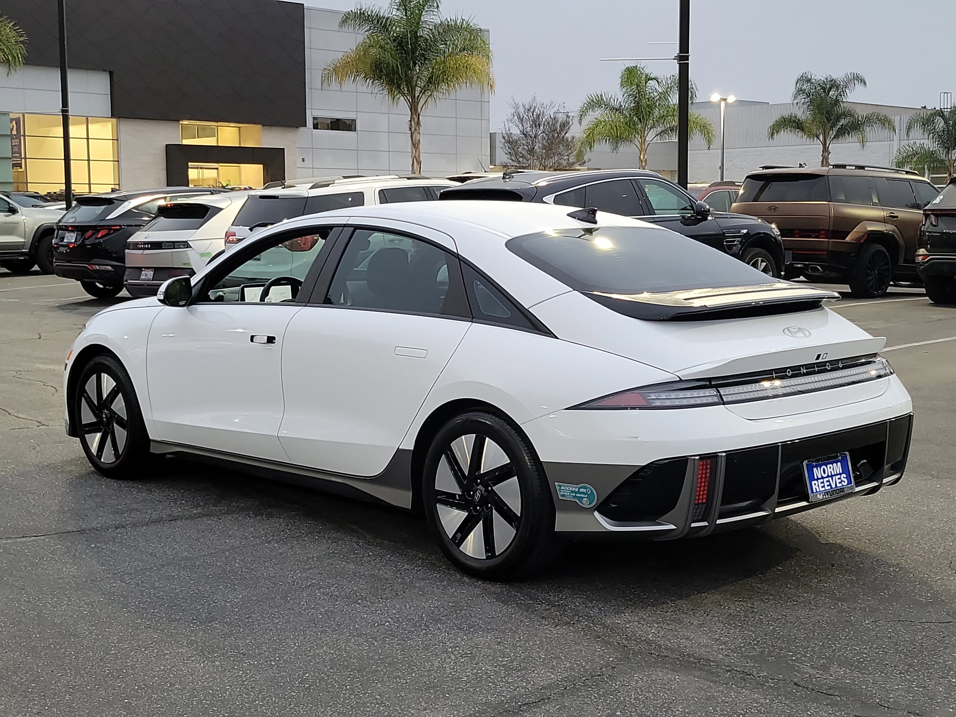 Certified 2025 Hyundai Ioniq 6 SE image 27