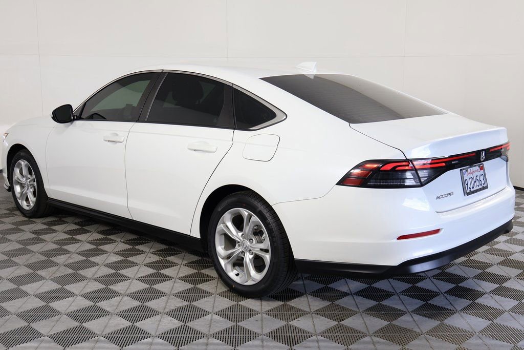 Used 2023 Honda Accord LX image 6