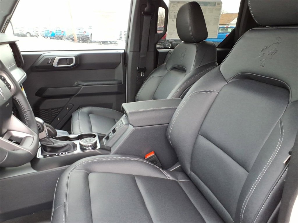 New 2025 Ford Bronco Big Bend w/ Black Diamond Package image 4